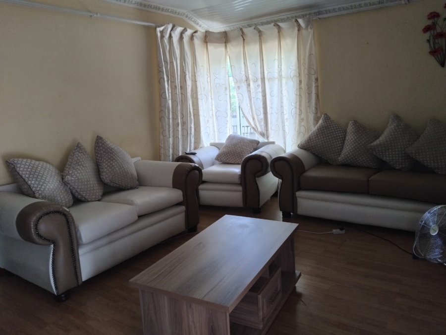 3 Bedroom Property for Sale in Aliwal North Eastern Cape